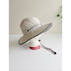 REI Coop Bucket Hat Unisex Small Medium White Vented Wide Brim Outdoor Gorpcore